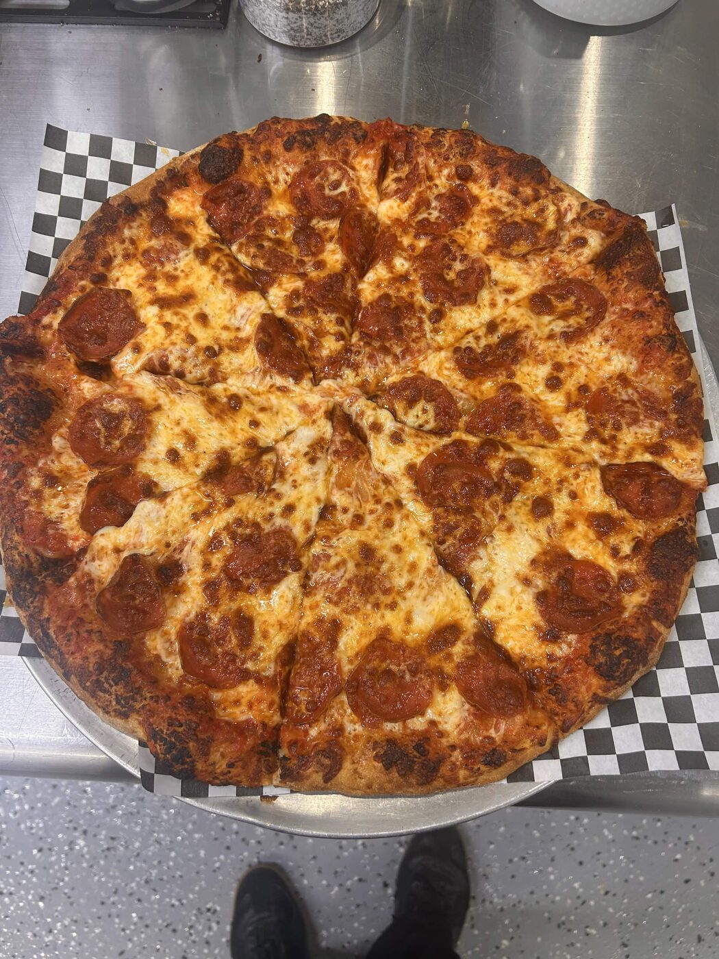 Pin Seeker hand-tossed pizza